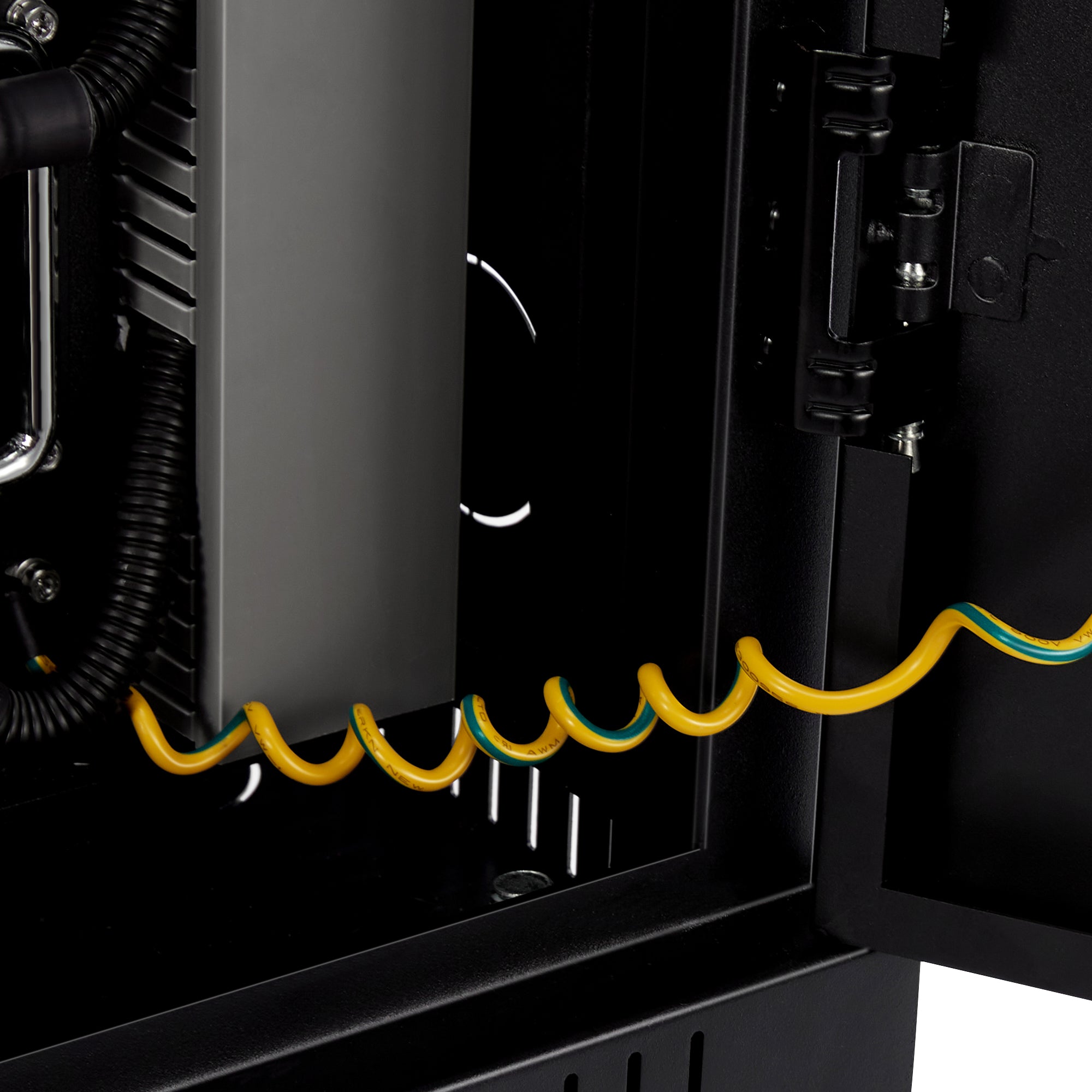 ALPHA 5 PRO 51.2V 100Ah LiFePO4 Battery Premium 48V Server Rack Lithium Battery for Residential, Commercial, RVs, Off-Grid - Green Vista Living