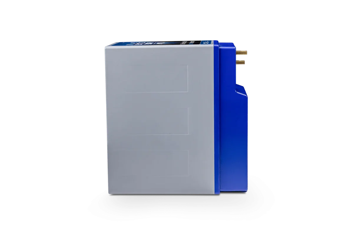 Battle Born 100Ah 12V GC2 Smart LiFePO4 Deep Cycle Battery - Green Vista Living
