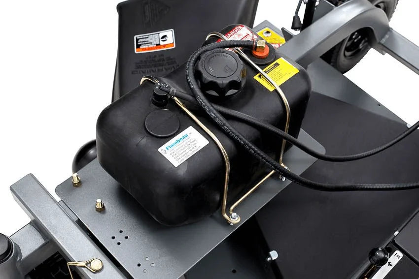 Swisher 60" Fast Finish 15.5 HP 12V Briggs and Stratton Finish Cut Trail Mower - Green Vista Living