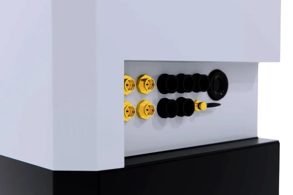 BatteryEvo MANTIS UL 10kW INV. 20kWH AC110/220V 48 - Green Vista Living