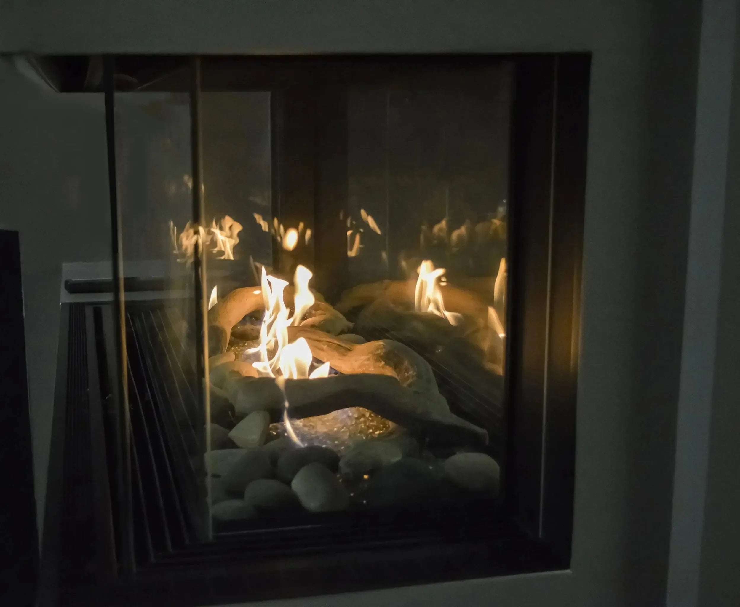 Sierra Flame by Amantii Lyon 48" 4-Sided See-Through Natural Gas Fireplace - Green Vista Living