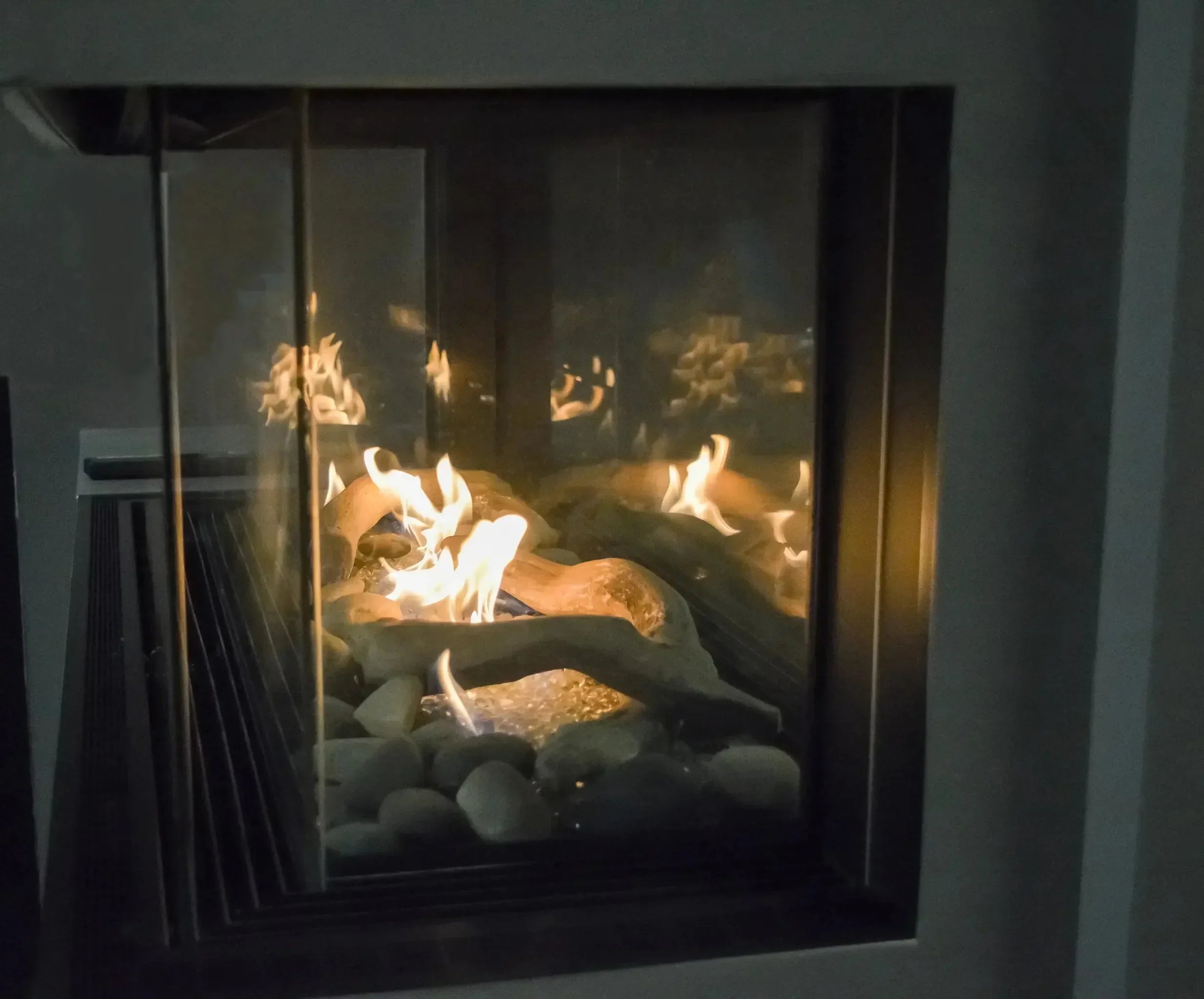 Sierra Flame by Amantii Lyon 48" 4-Sided See-Through Natural Gas Fireplace - Green Vista Living