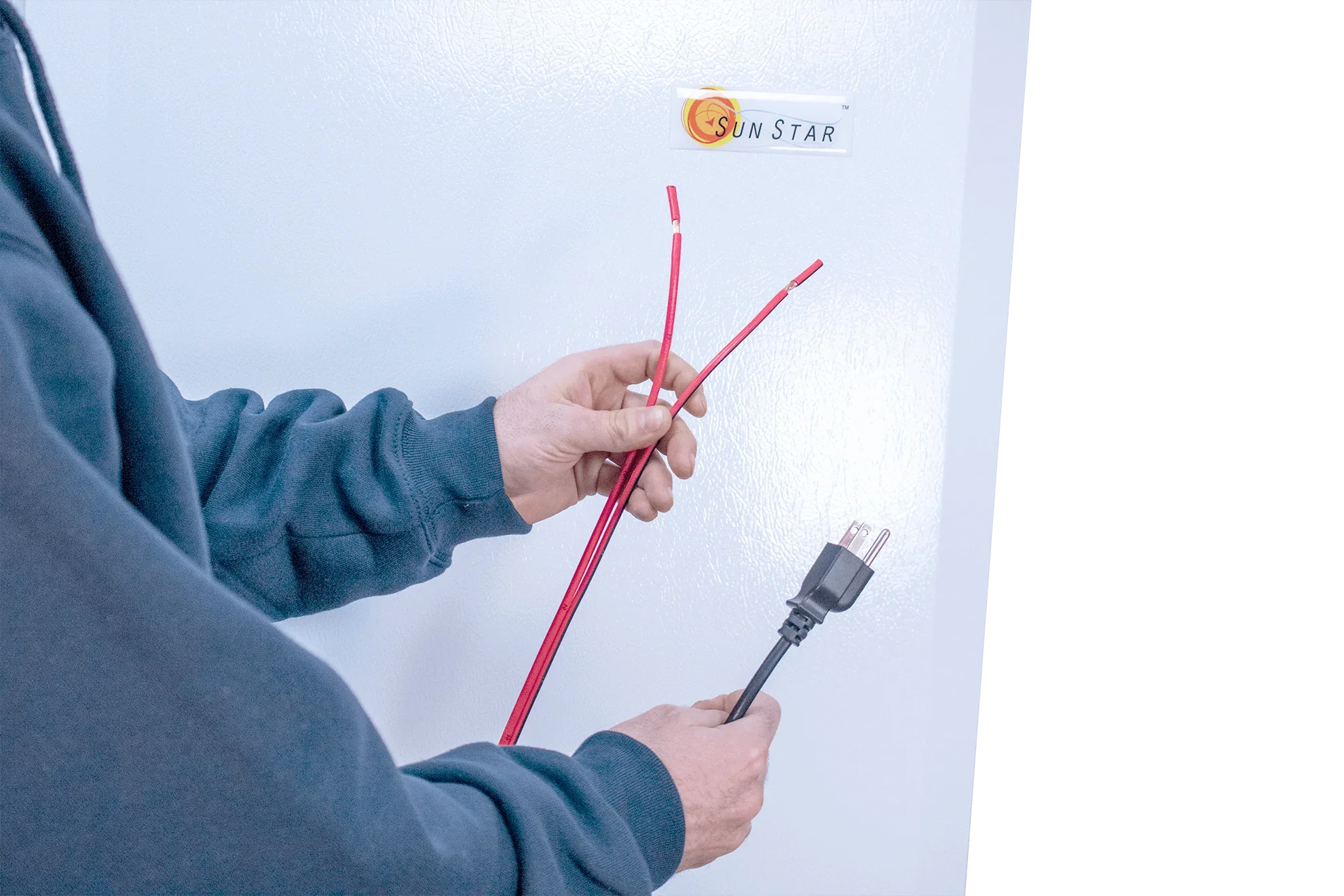 SunStar 10CU Solar DC/AC Refrigerator - Black ST-10RF - Green Vista Living