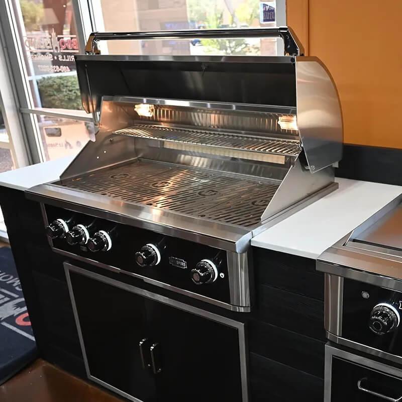 Wildfire Ranch Pro 42 Inch Black 304 Stainless Steel Built In Gas Grill - Green Vista Living