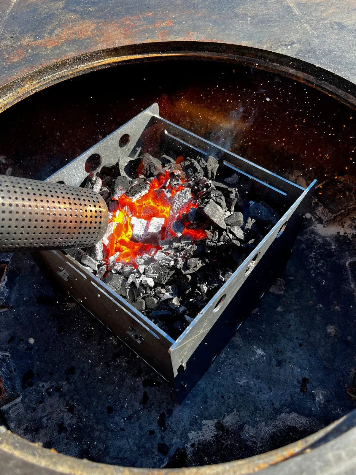 Arteflame Fuel Saver — Charcoal/Wood Heat-Focus Insert (Fits 30″ & 40″ Grills, Steel) - Green Vista Living