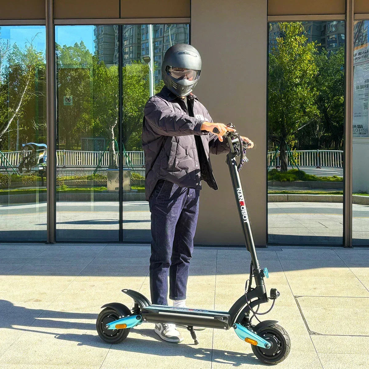 NANROBOT LIGHTNING PRO - Green Vista Living