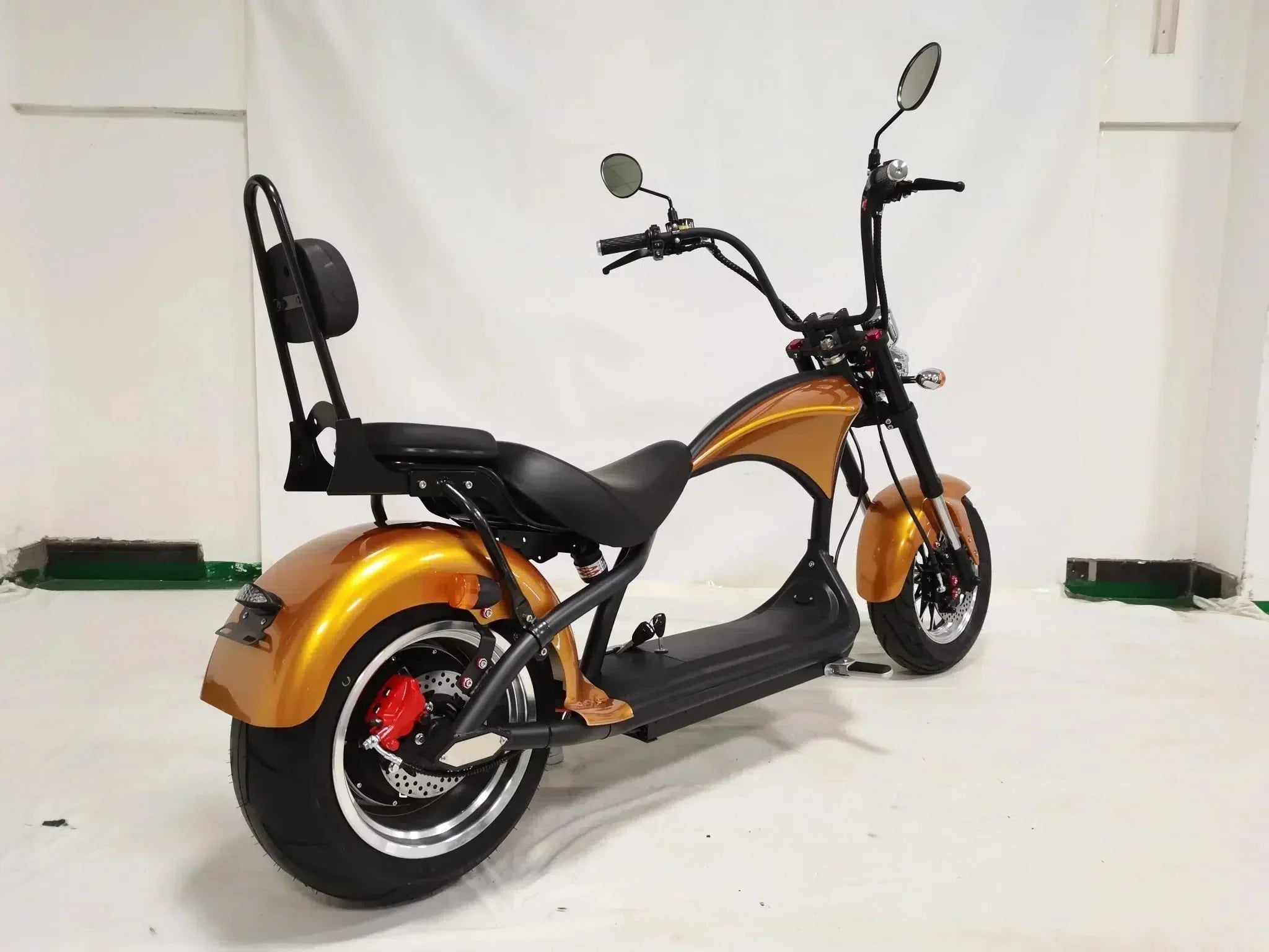 LinksEride M1 Citycoco 2 SEATER 2000W 60V 30Ah Fat Tire Lithium Electric Scooter - Green Vista Living