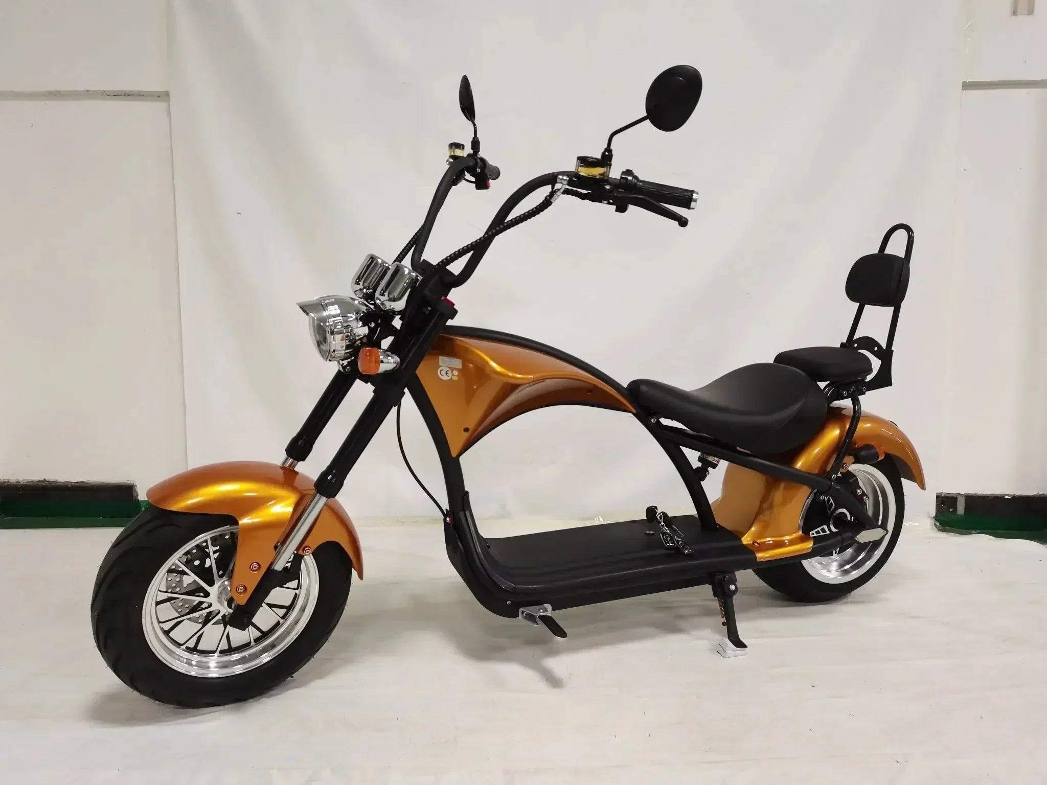 LinksEride M1 Citycoco 2 SEATER 2000W 60V 30Ah Fat Tire Lithium Electric Scooter - Green Vista Living