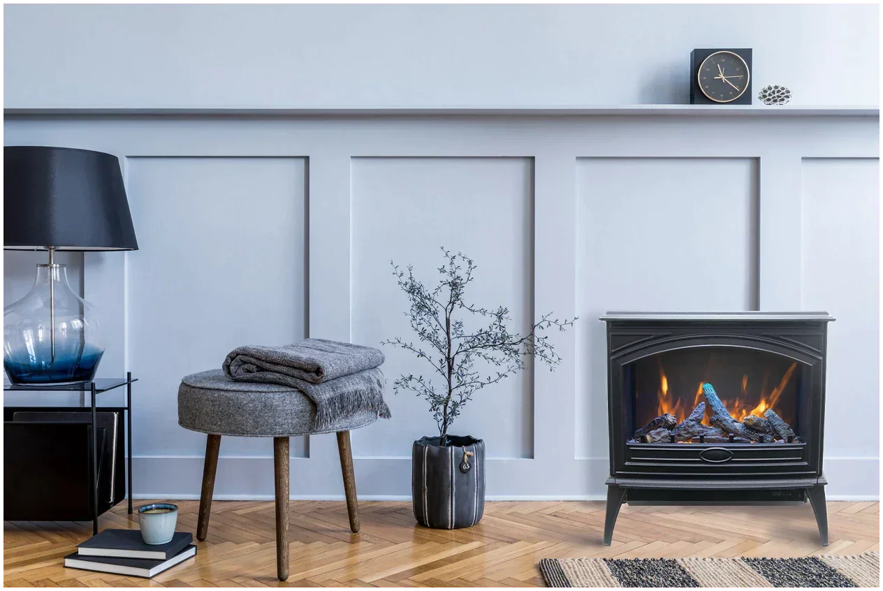 Amantii E50-NA Lynwood Series - 50 cm Freestand Electric Stove Featuring a Cast Iron Frame and a 10 Piece Birch Log Set - Green Vista Living