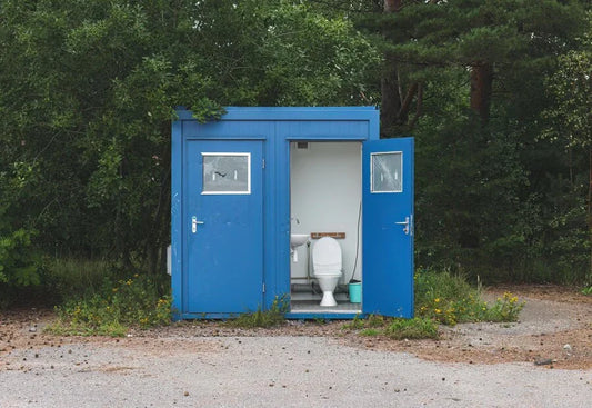 How to Maintain a Solar-Powered Composting Toilet - Green Vista Living