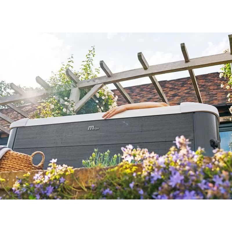 MSpa Oslo - Frame Series Hot Tub | 6 Person - Green Vista Living